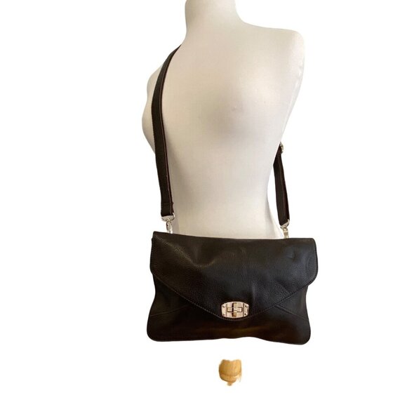 G.M. Shi Jia Black Pebbled Leather Crossbody Bag With Adjustable Strap & Secure - Picture 1 of 13